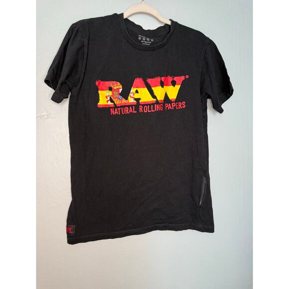 RAW Natural Rolling Papers T-shirt in black - Picture 1 of 6